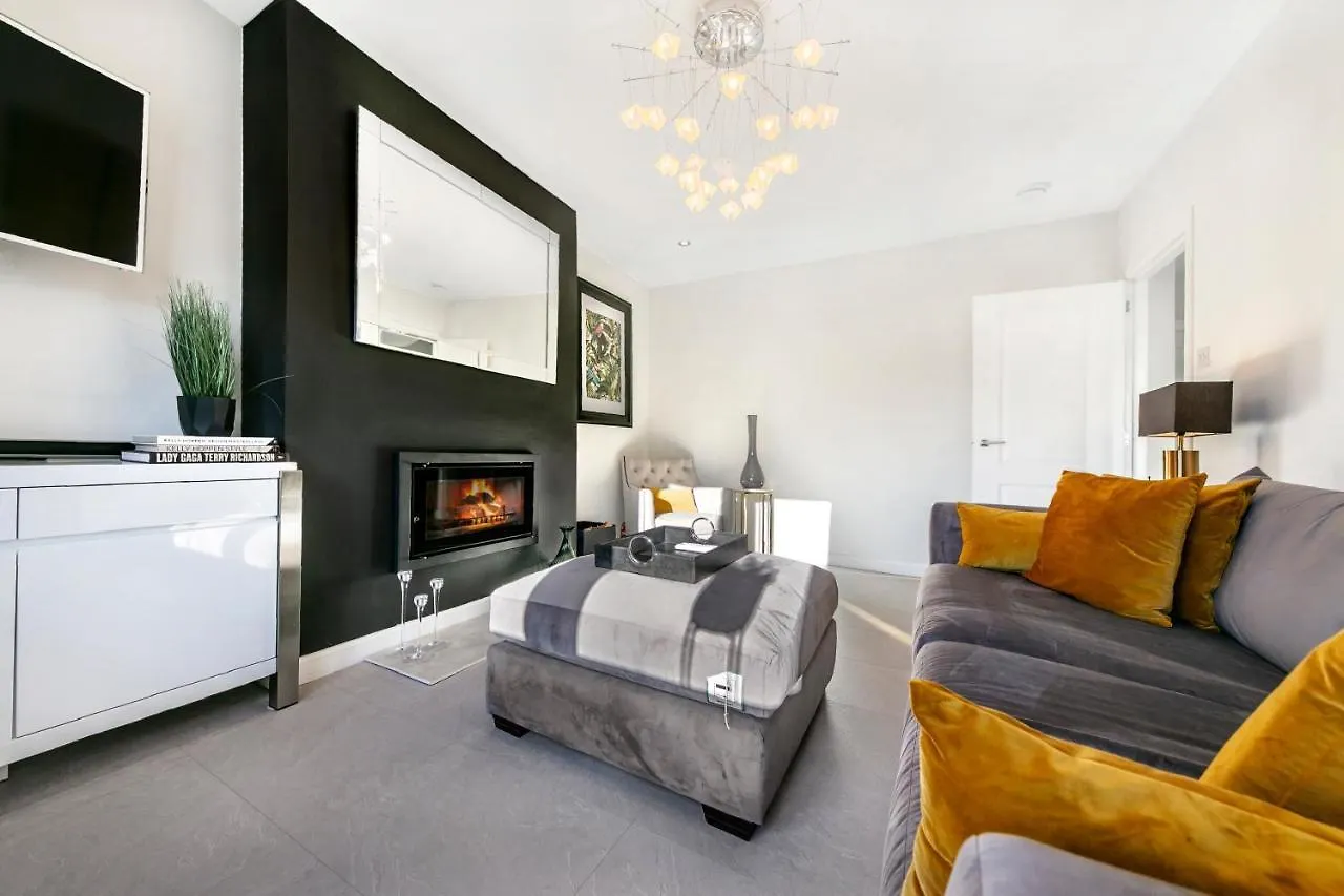 Countesswells Crescent Villa ✪ Grampian Lettings Ltd Aberdeen